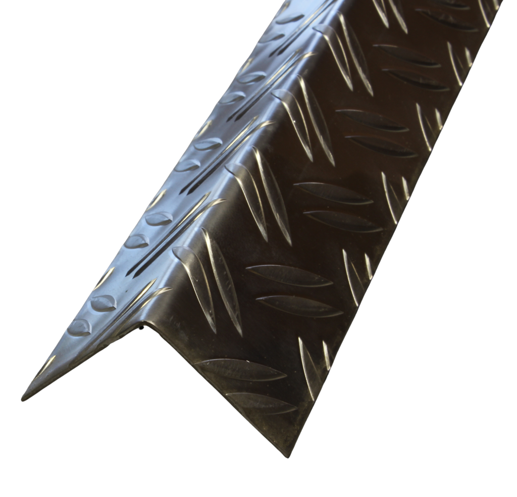 ALUMINUM DIAMOND PLATE ANGLE 1.5" x 1.5" x 48" 0500105