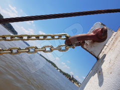 1/4" x 12 ft TOW CHAIN WITH HOOKS in use