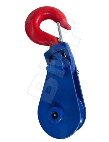 4 Ton 4-1/2" Snatch Block with Hook and Latch