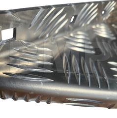 Aluminum Trailer Fender Step Diamond Plate – 7.87" Heavy Duty Bolt-On Step Plate – 90° Bend – 3.5 mm 1000509