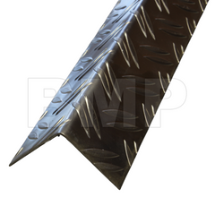ALUMINUM DIAMOND PLATE ANGLE 1.5" x 1.5" x 48" 0500105